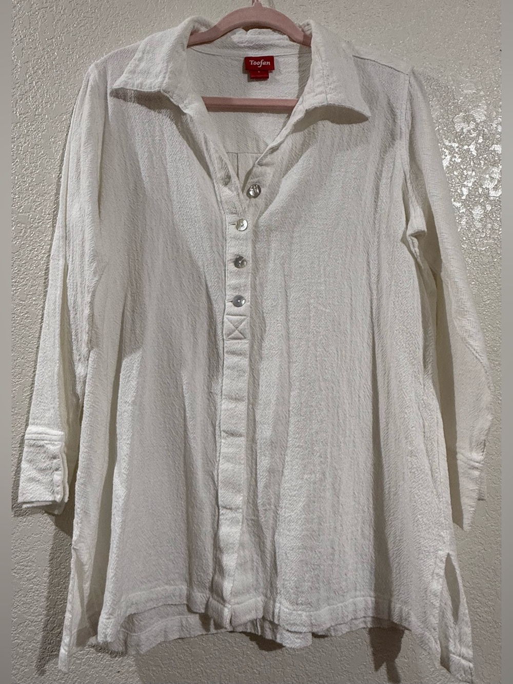 Toofan White Textured Button-Front Shirt - Relaxed Collar Top